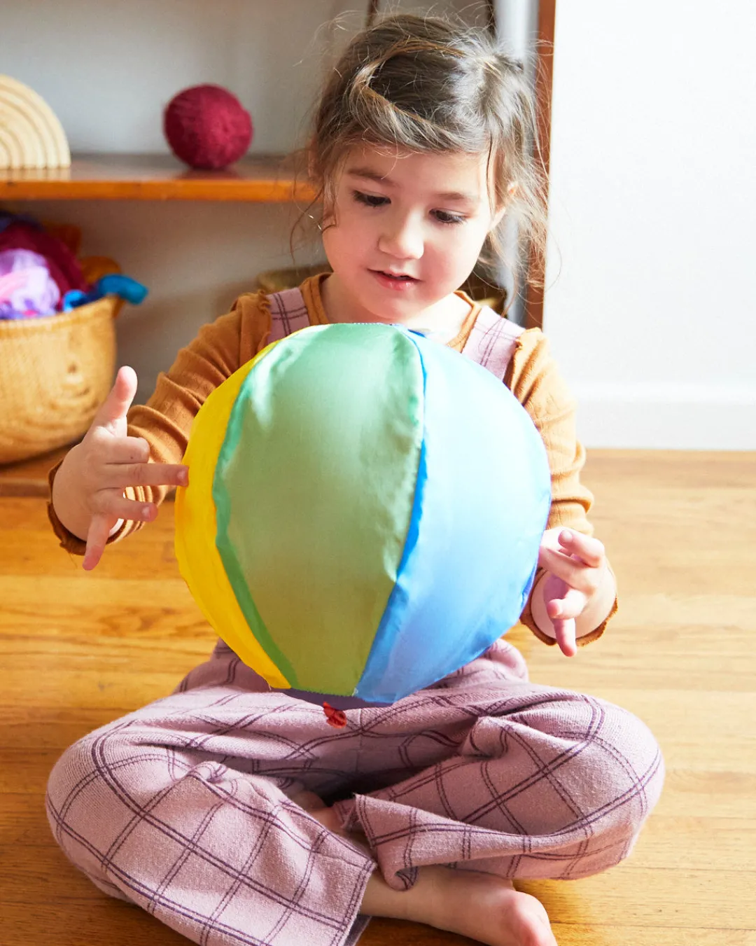 rainbow_balloon_ball_7.webp Sarah's Silks Rainbow Balloon Ball Discount